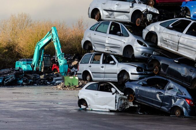 Car dsimantling 1700x800