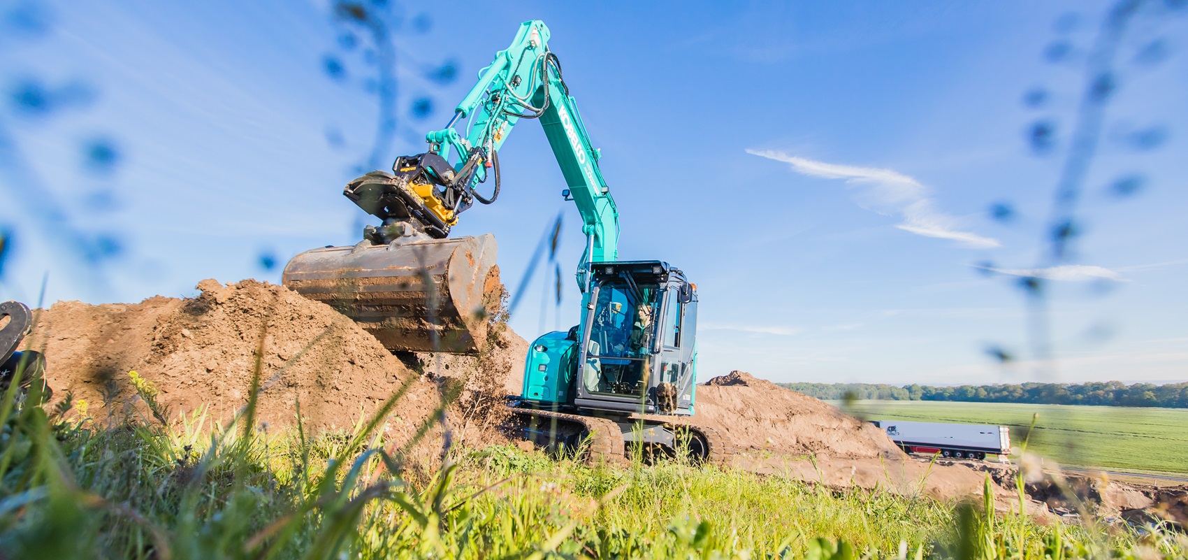 Landscaping SK75SR 7 EU Jobsite 1700x800