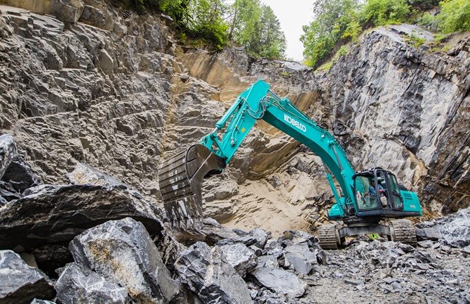 Quarrying SK350LC 10 680x453
