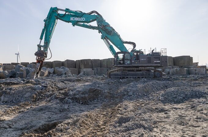 Dismantle Demolition machines 680x453