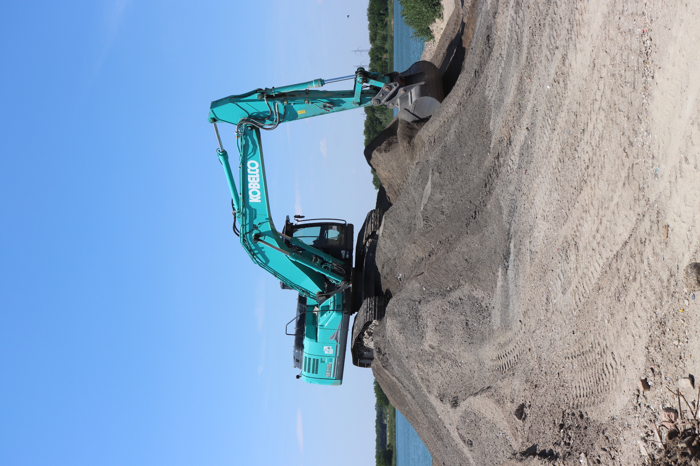 SK210LC-11E